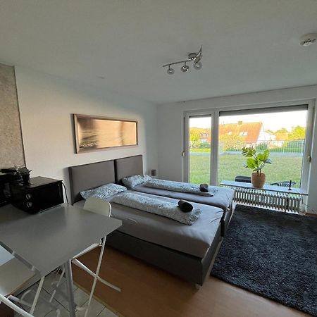 Ruhige Sonnige Wohnung Mit Rooftopterrasse Nahe Universitaet Gerbrunn Exterior photo